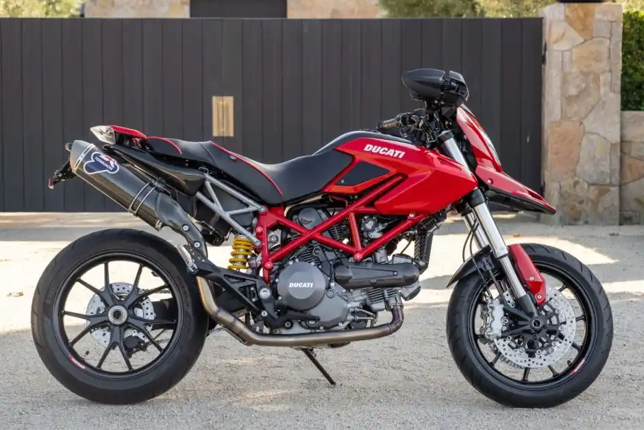 Ducati Hypermotard 796 2012