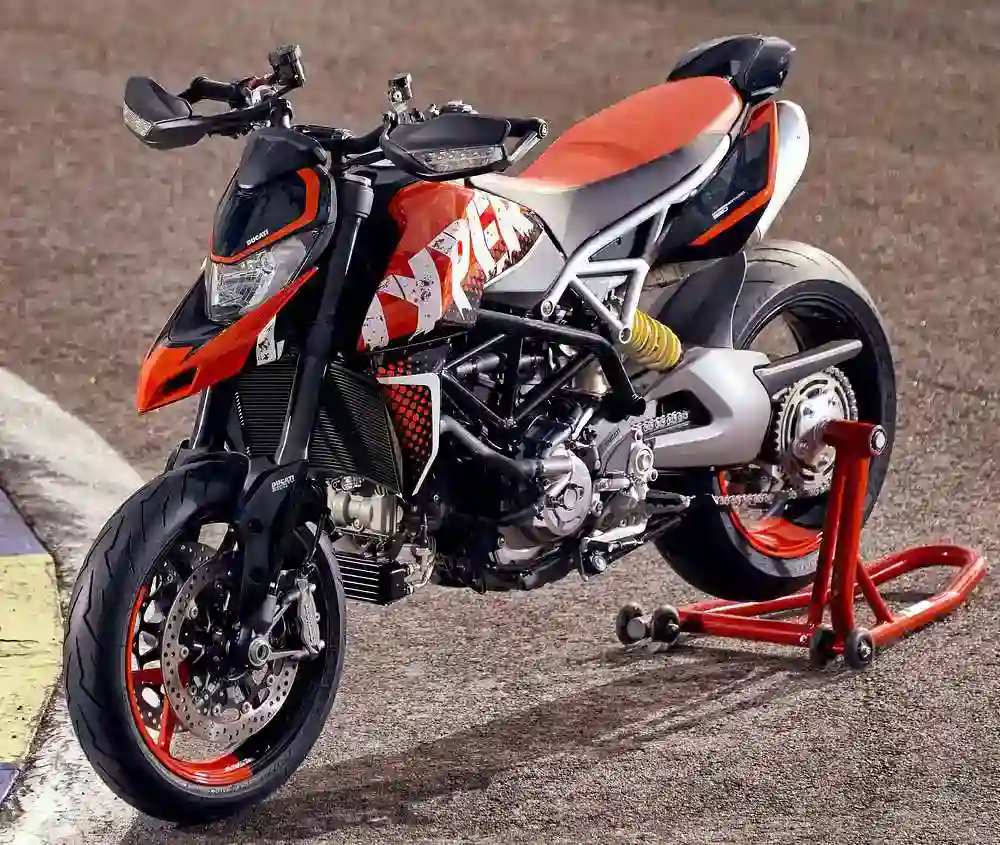 Ducati Hypermotard 950 RVE 2023