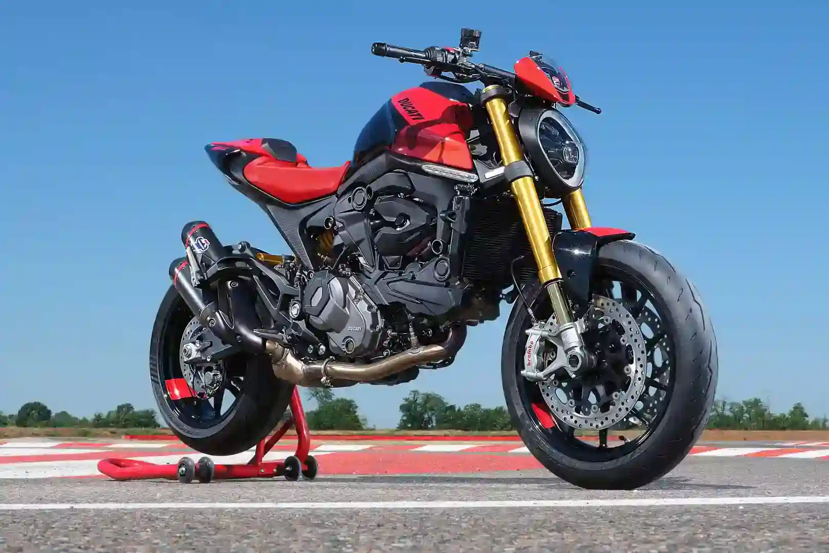 Ducati Monster 2023