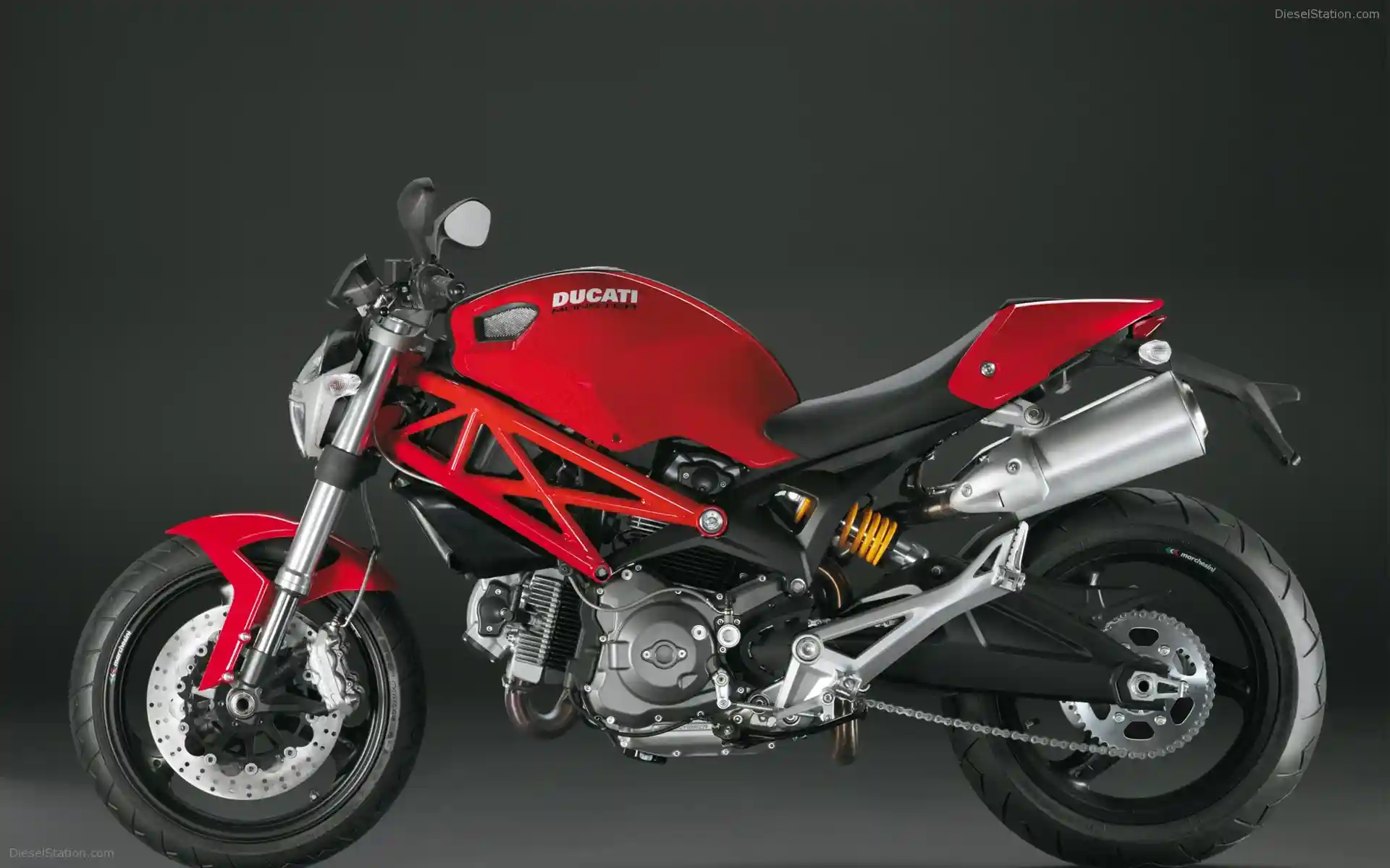 Ducati Monster 696 2008