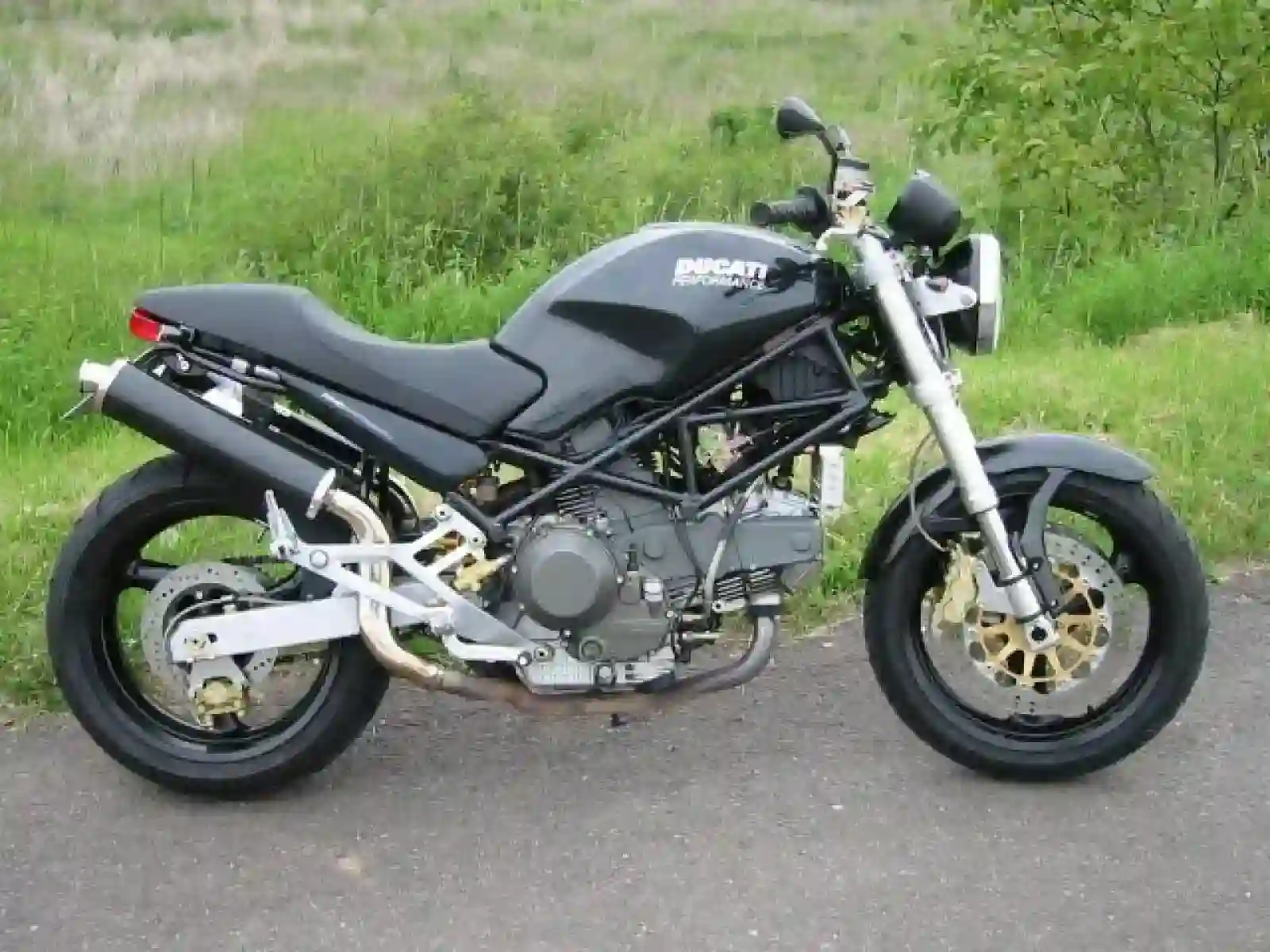 Ducati Monster 900 I.E. 2002