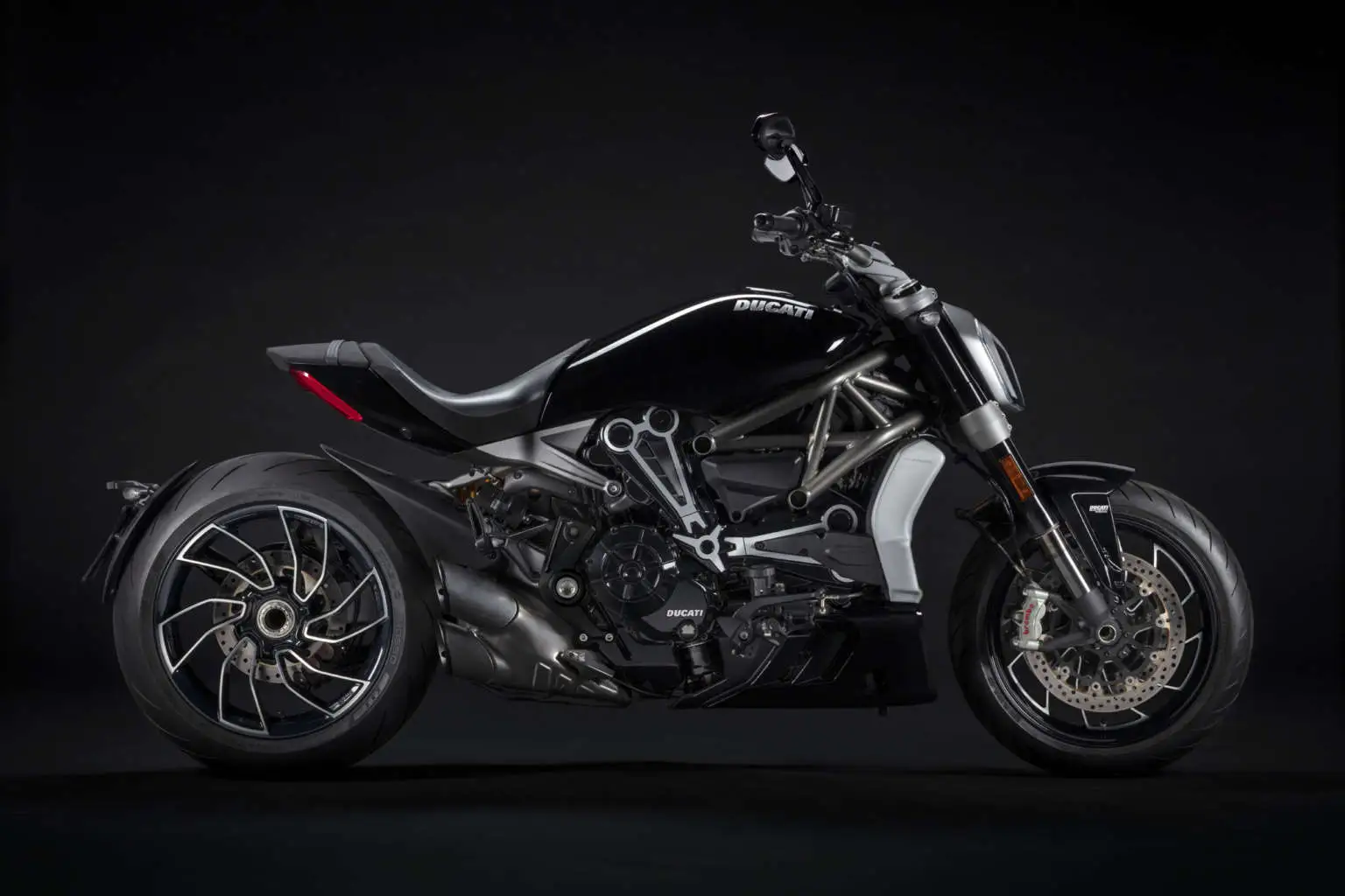 Ducati Xdiavel S 2021