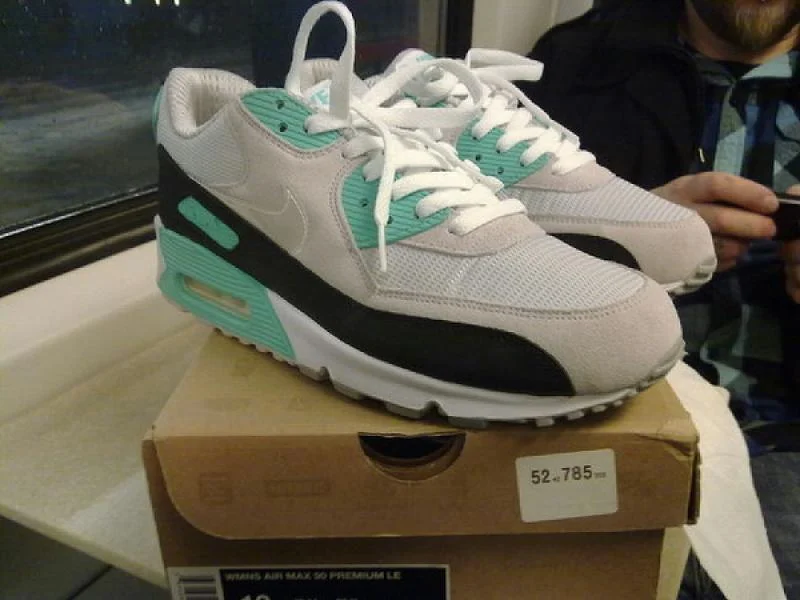 E Max 90S 2010