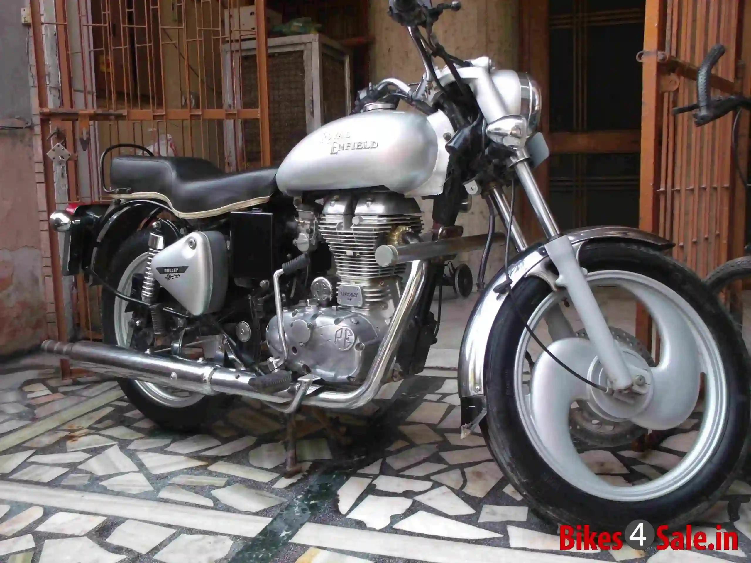 Enfield Electra Twinspark 2010