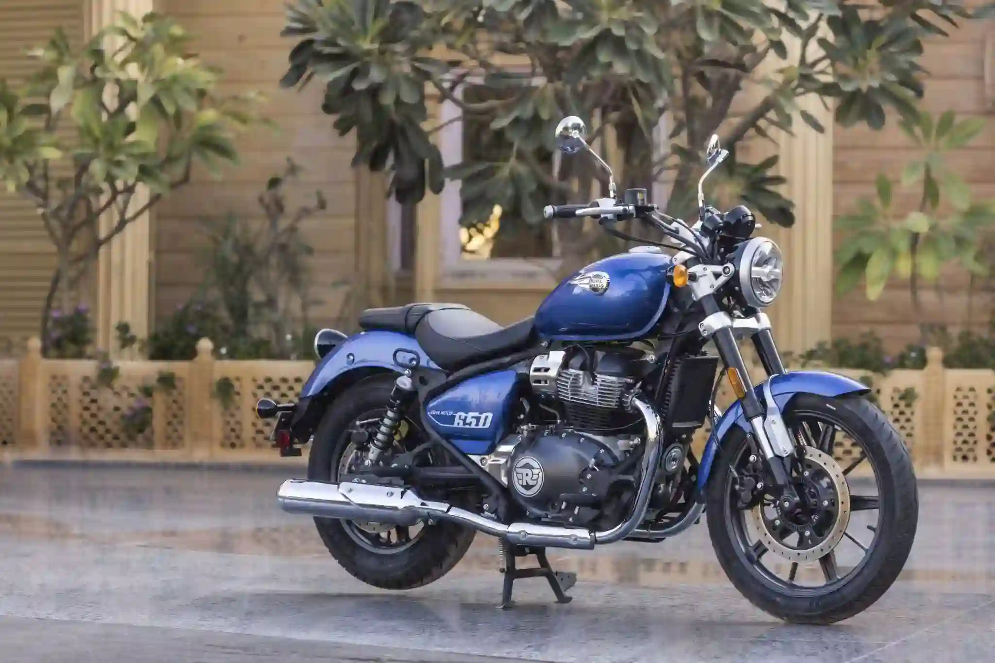 Enfield Super Meteor 650 2023