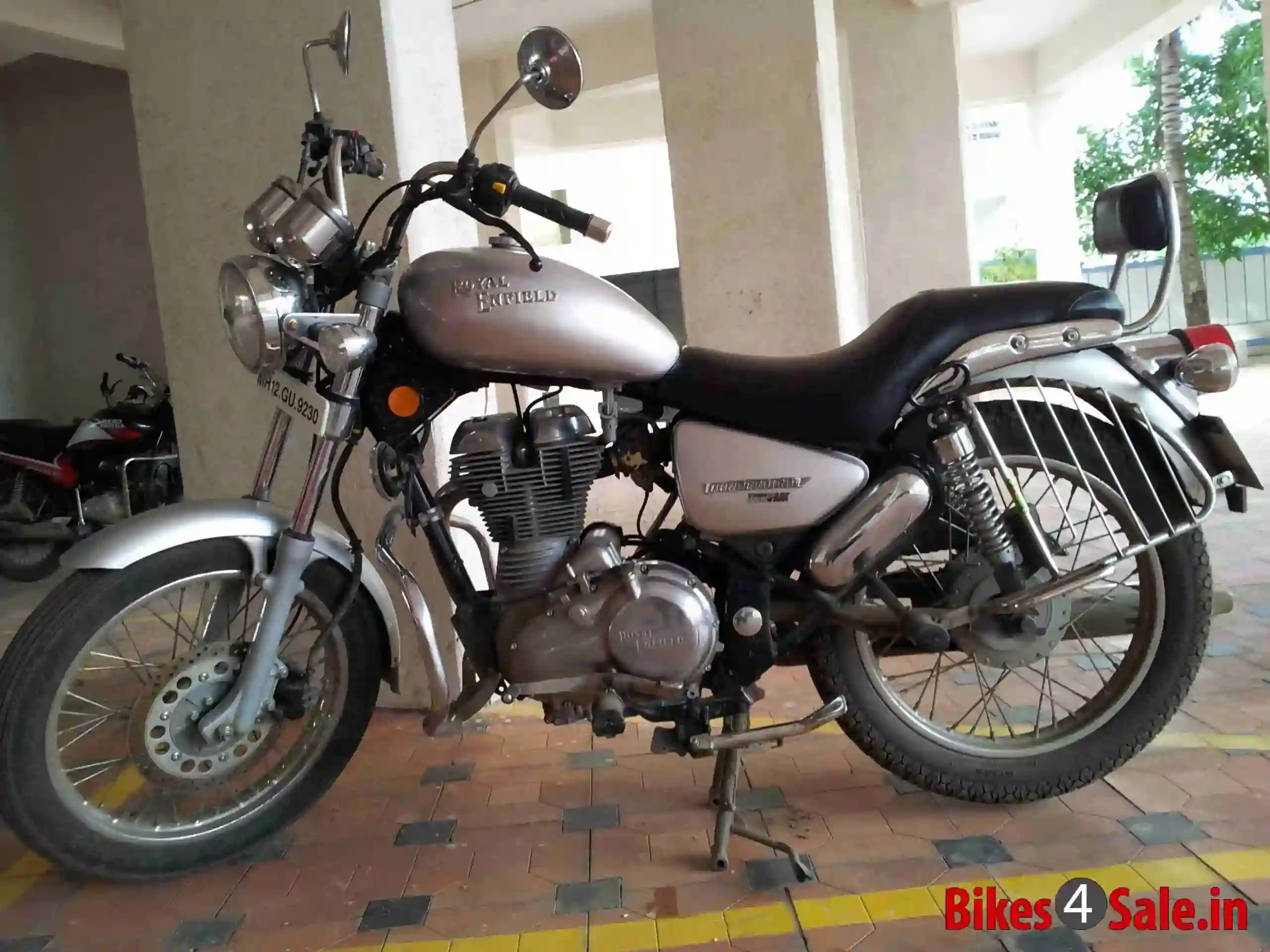 Enfield Thunderbird 350 2002