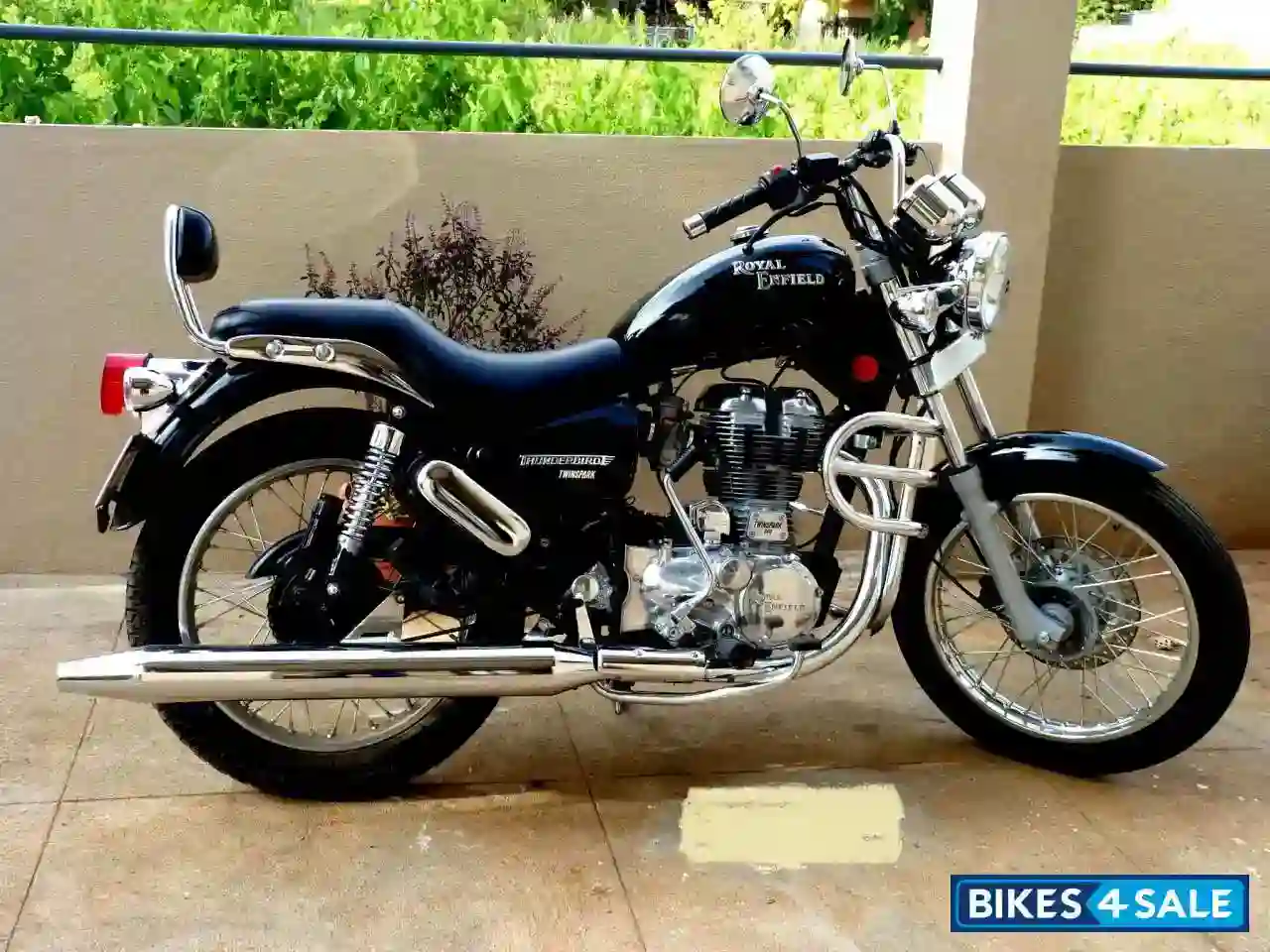 Enfield Thunderbird Twinspark 2011