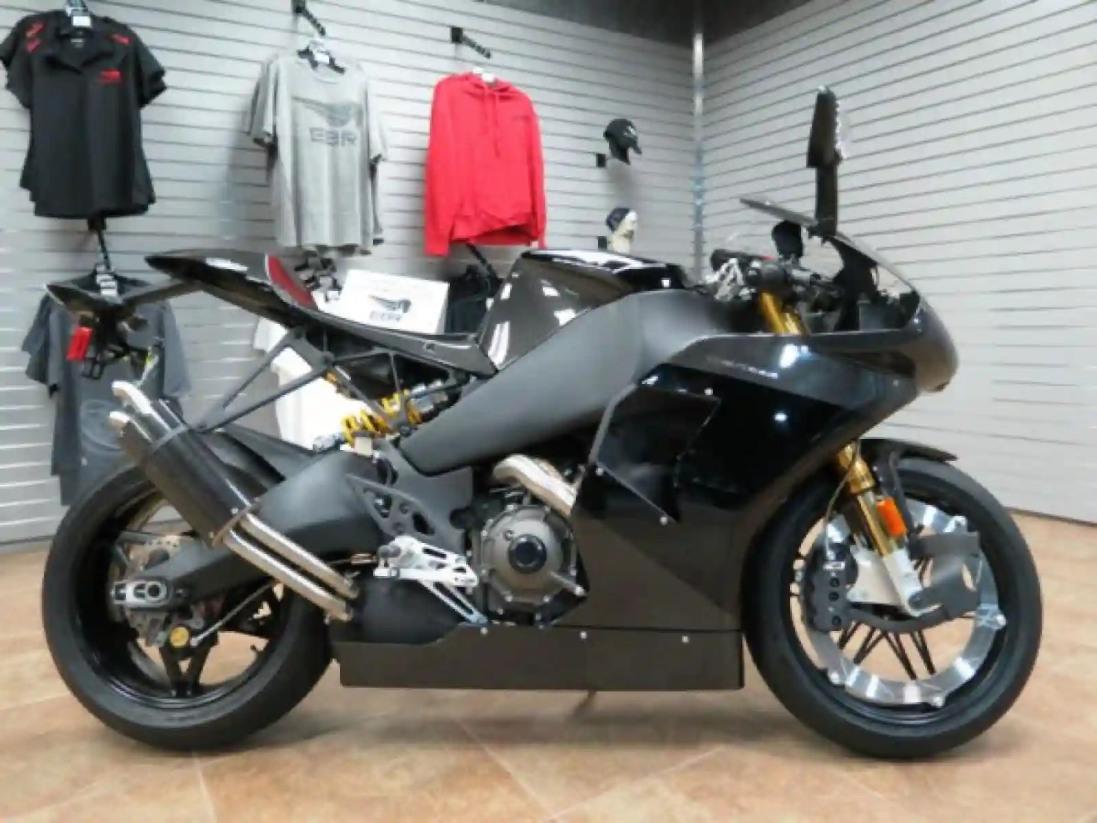 Erik Buell Racing 1190RS Carbon Edition 2012