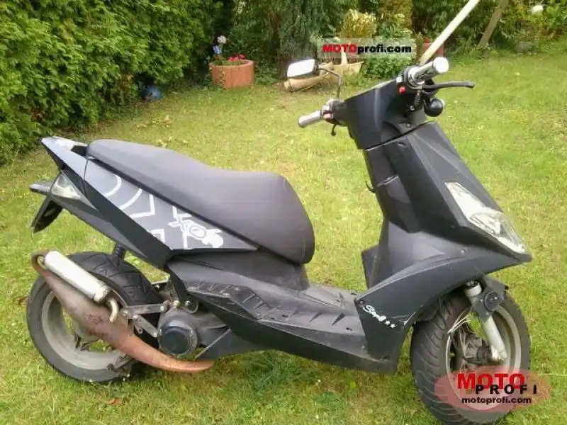 Generic XOR 50 Stroke 2009 1