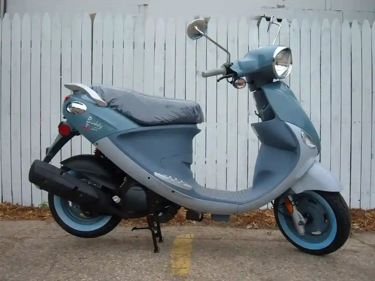 Genuine Scooter Buddy 50 2008