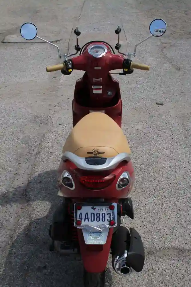 Genuine Scooter Pamplona 150 2009 1