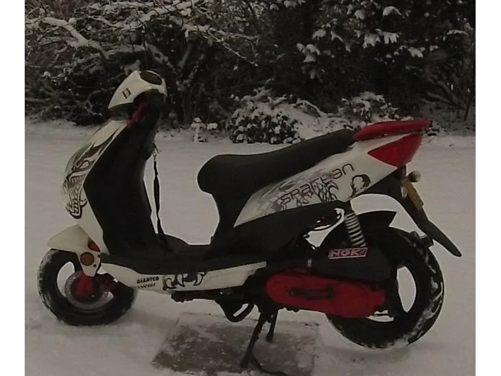 Giantco Stealth 50 2009 1