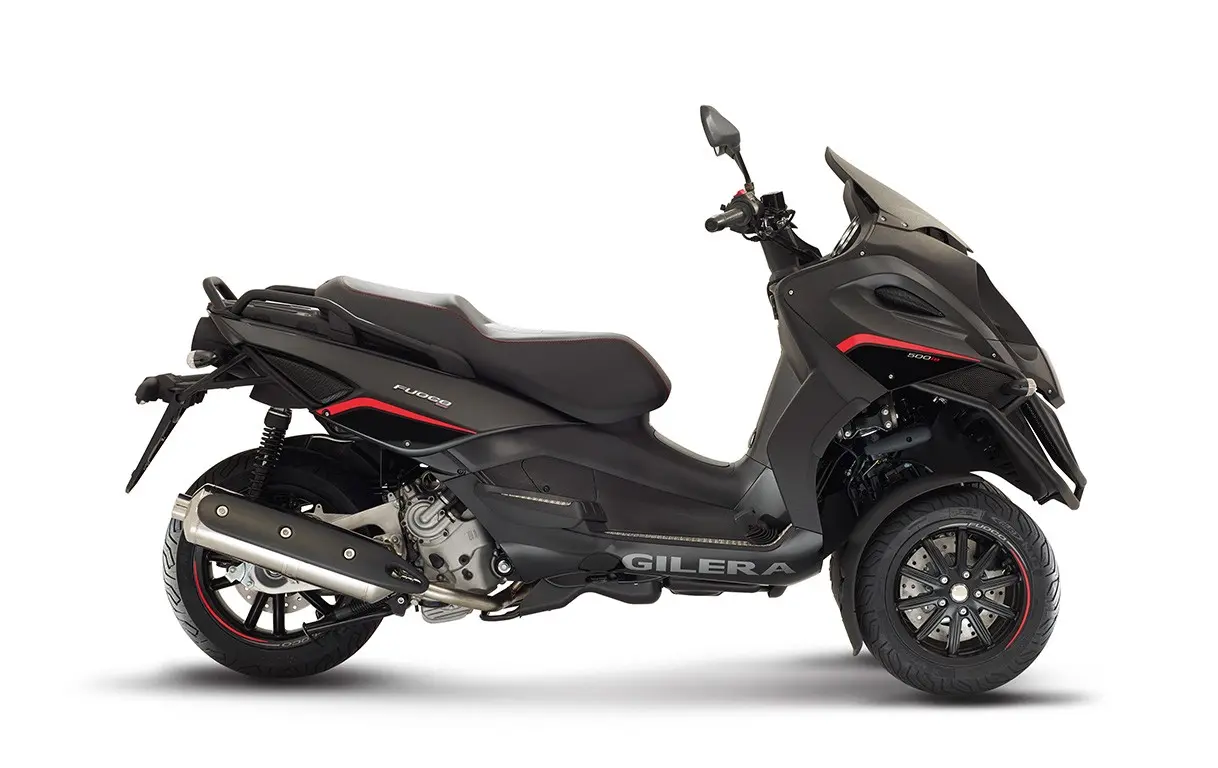 Home 3 Gilera Fuoco 500 2017