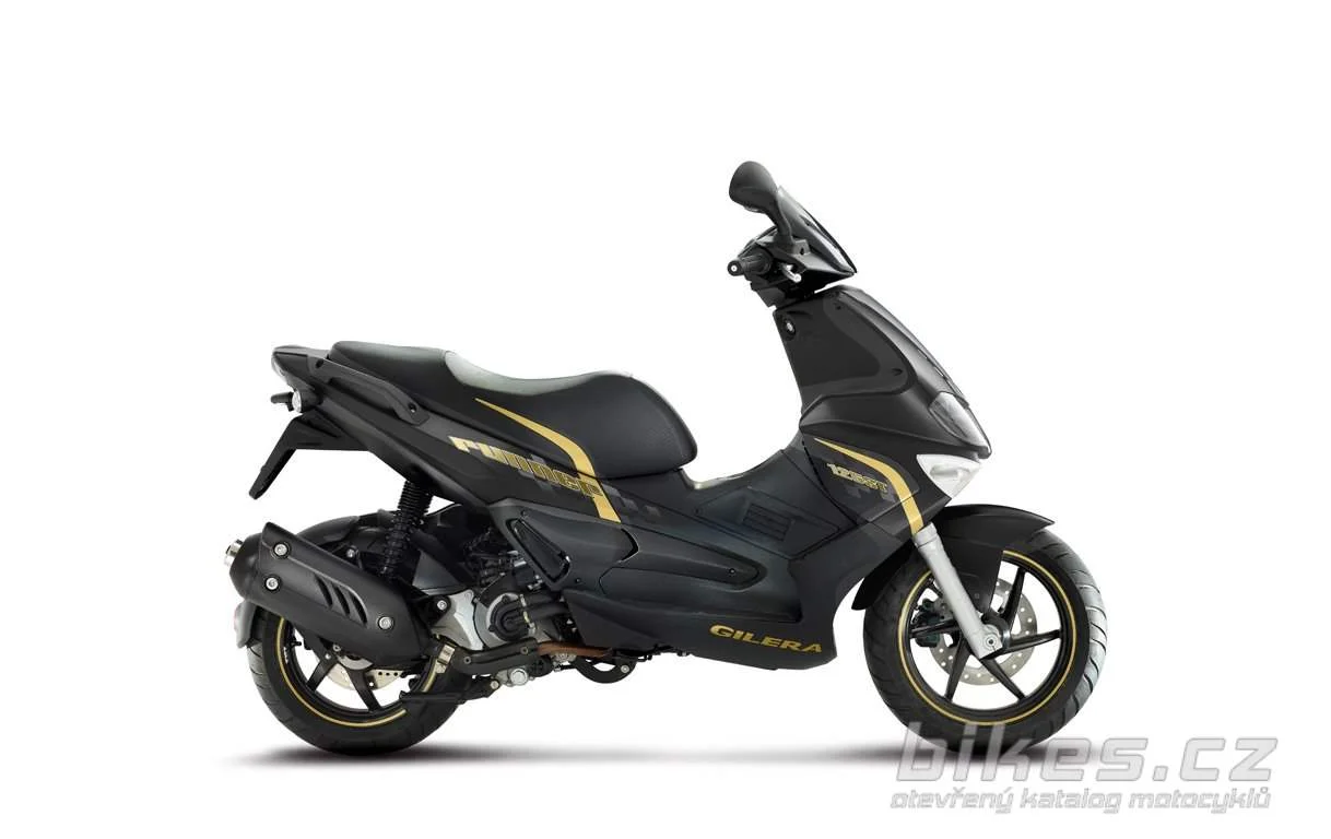 Gilera Runner 125 Black Soul 2016