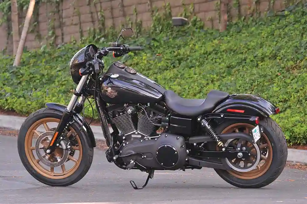Home 1 Harley Davidson Dyna Low Rider S 2017