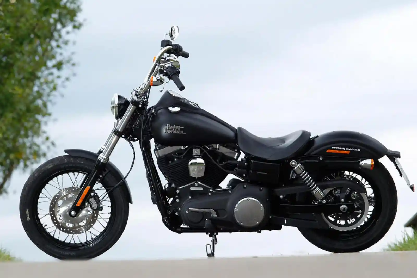 Harley Davidson Dyna Street Bob 2013