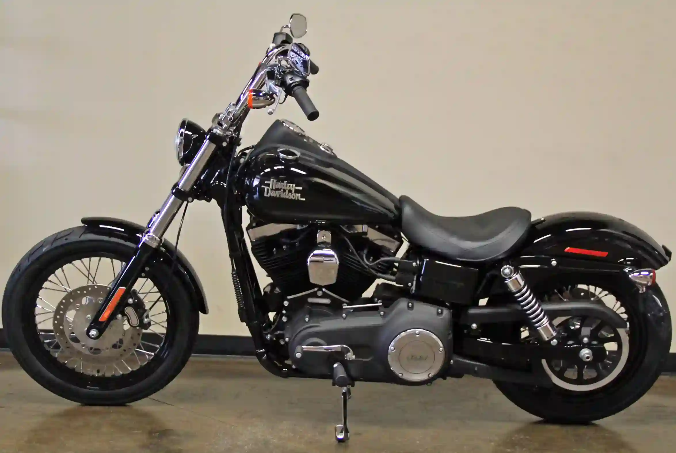 Harley Davidson Dyna Street Bob 2014