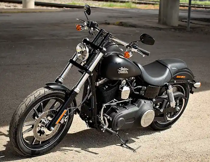 Harley Davidson Dyna Street Bob Special 2016