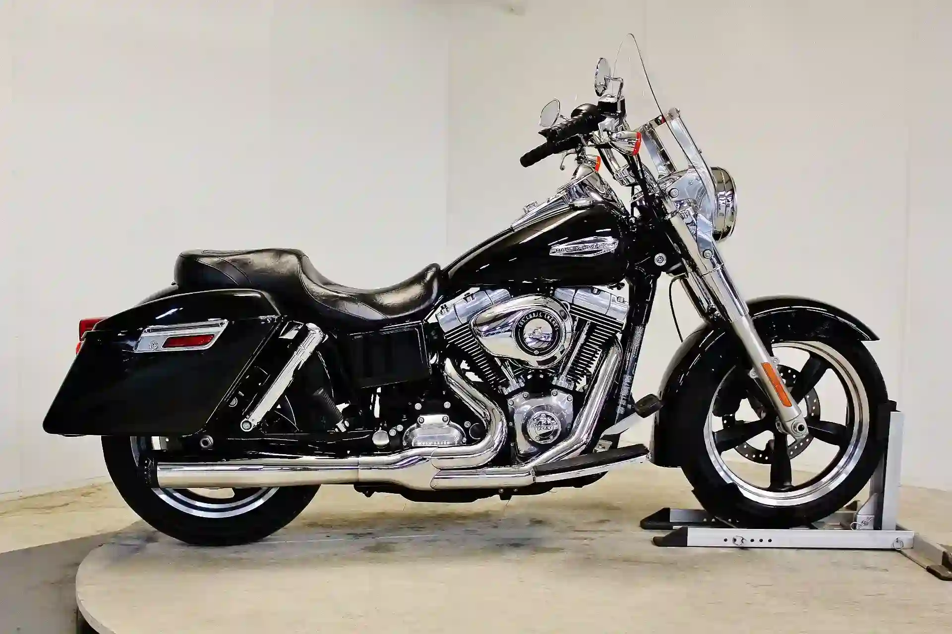 Harley Davidson FLD Dyna Switchback 2012