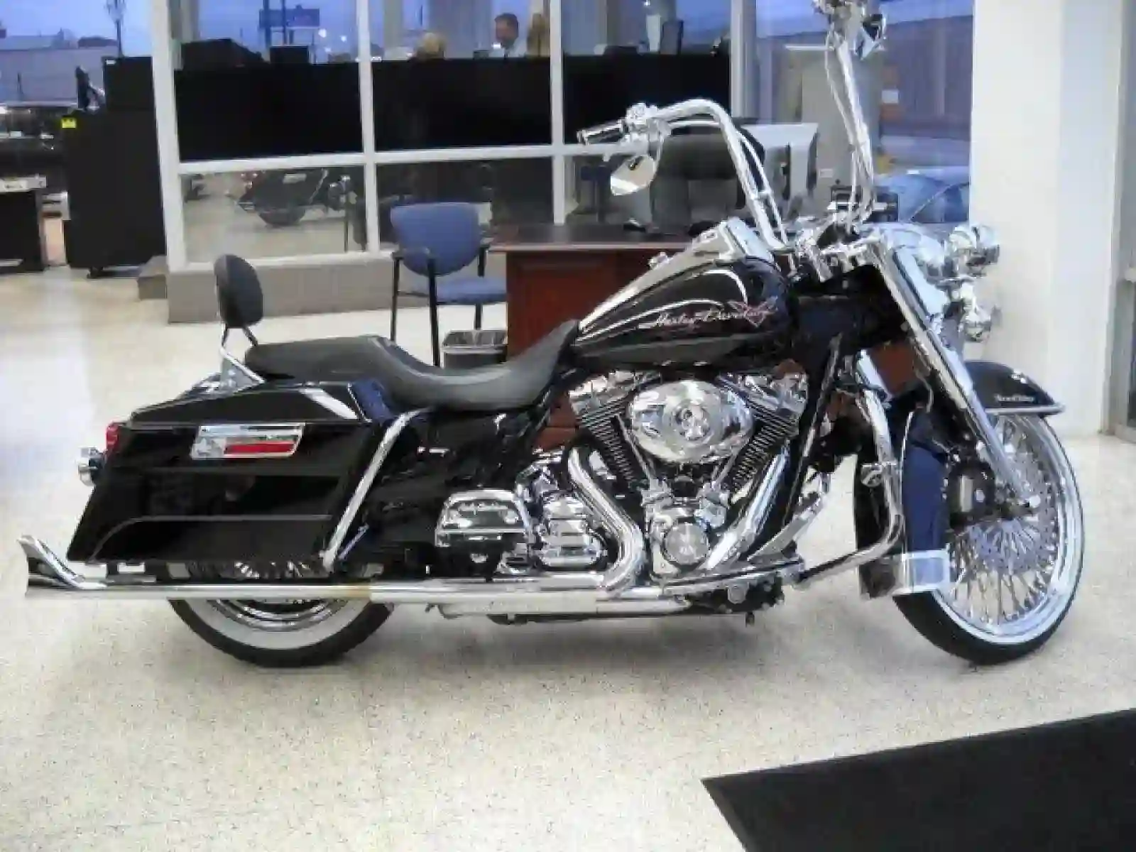 Harley Davidson FLHR Road King 2009 1