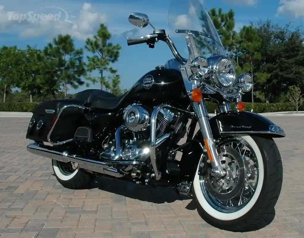 Harley Davidson FLHR Road King 2012