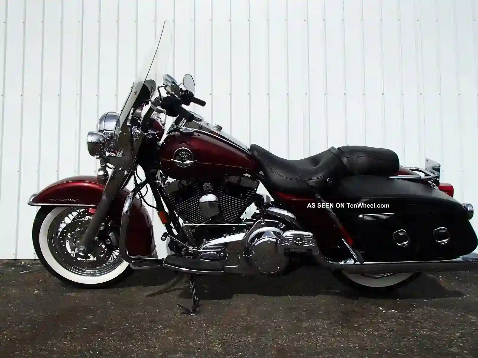 Harley Davidson FLHRC Road King Classic 2008