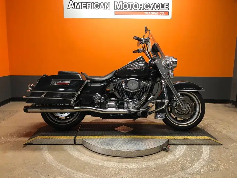 Harley Davidson FLHRI Road King 2005