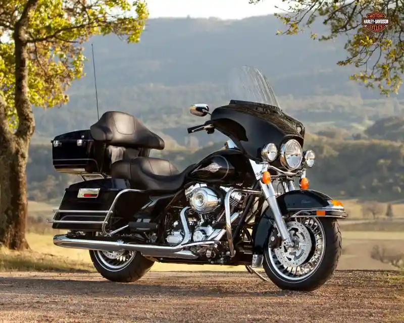 Harley Davidson FLHTC Electra Glide Classic 2003