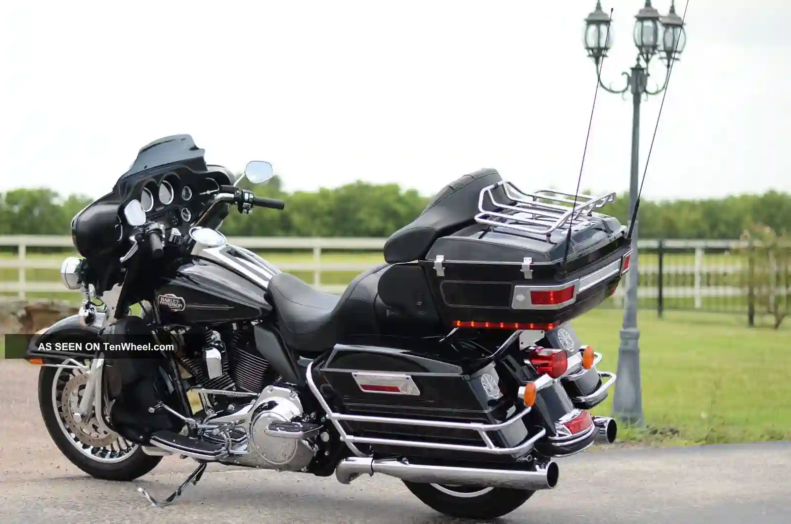 Harley Davidson FLHTCU Ultra Classic Electra Glide 2010