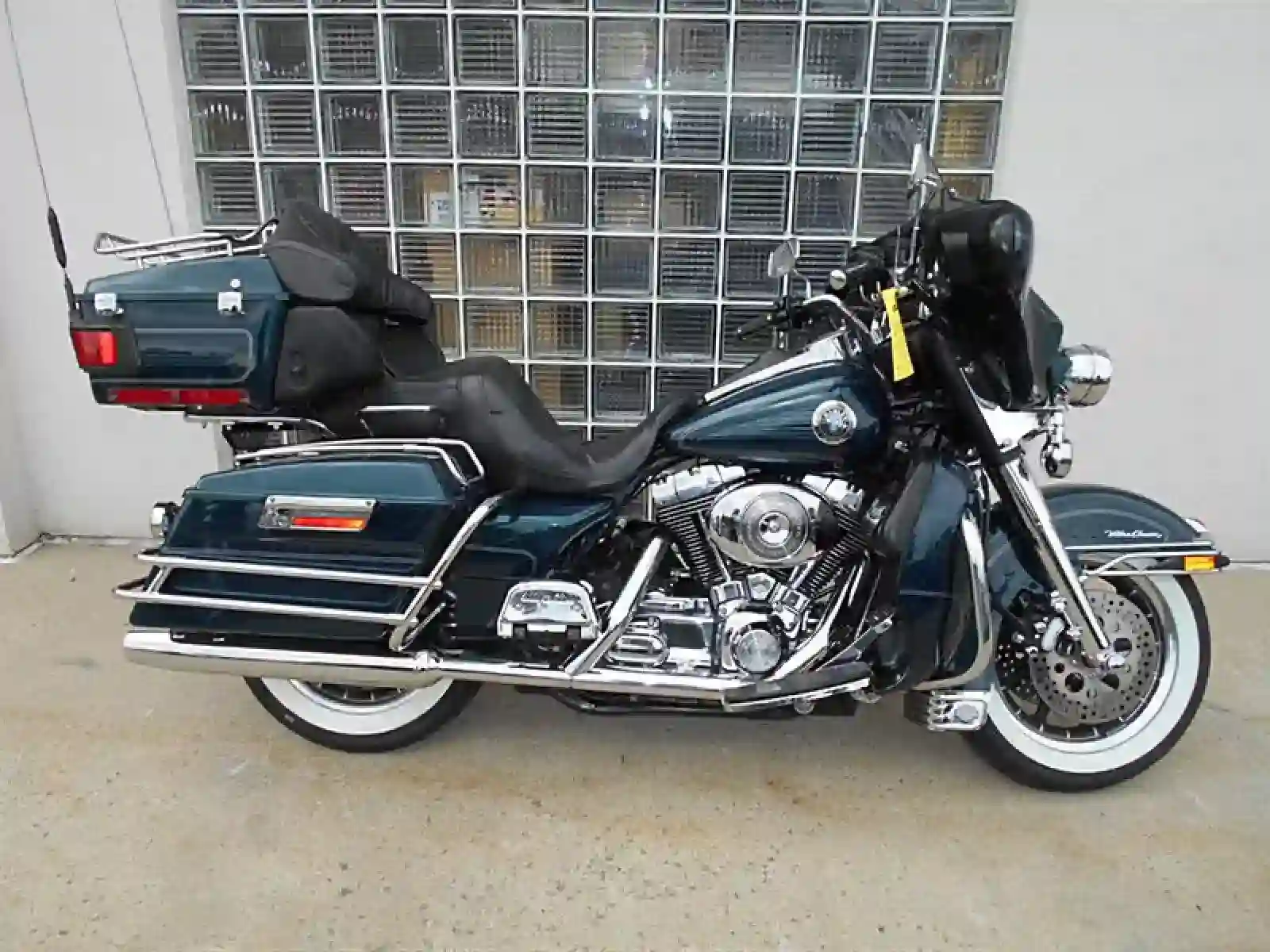 Harley Davidson FLHTCUI Ultra Classic Electra Glide 2002