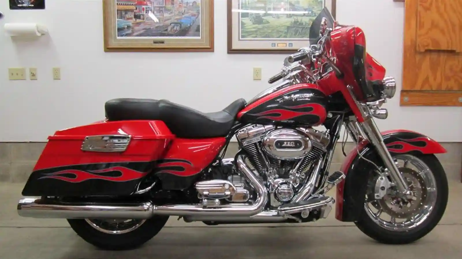 Harley Davidson FLHTCUSE5 CVO Ultra Classic Electra Glide 2010