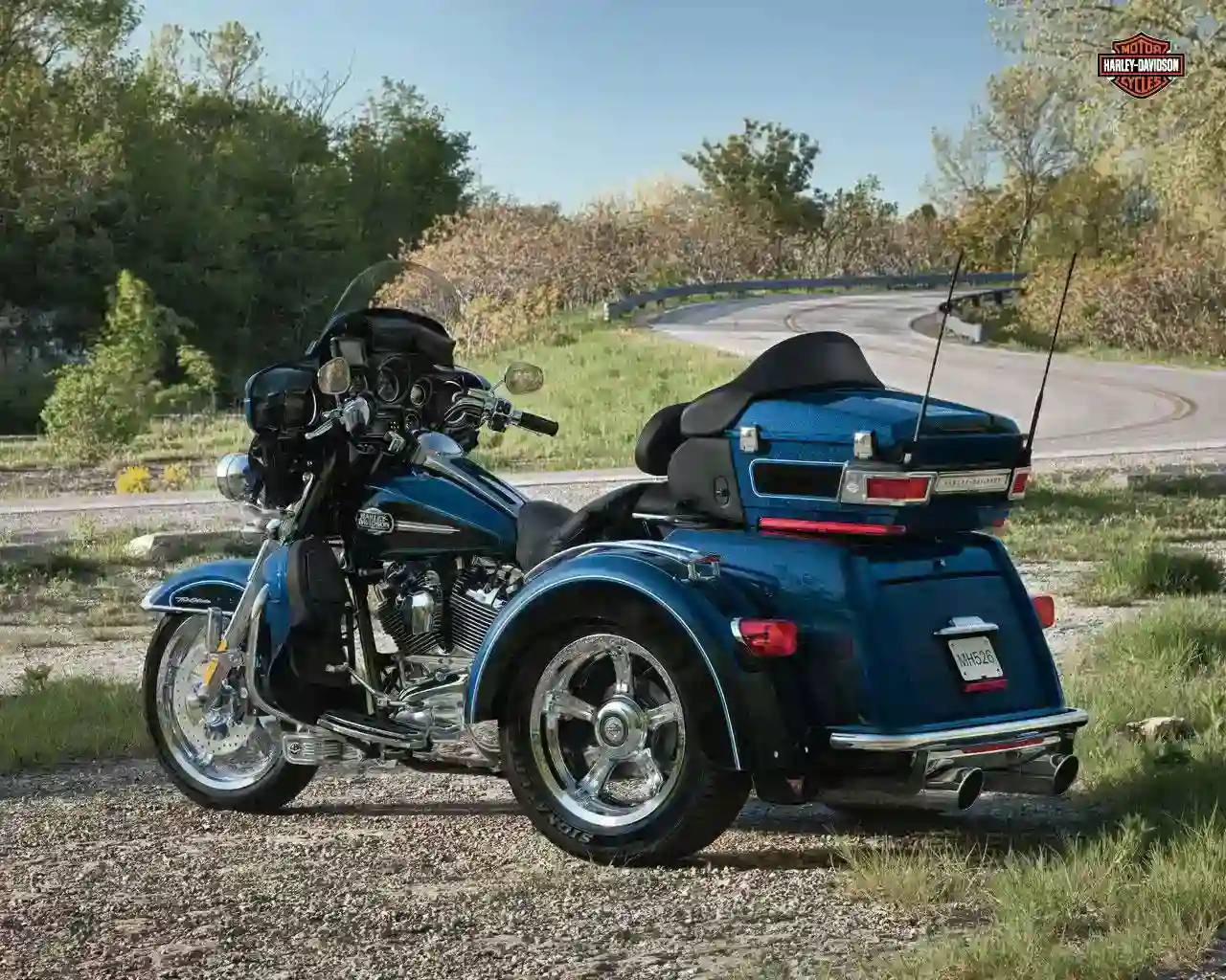 Harley Davidson FLHTCUTG Tri Glide Ultra Classic 2010