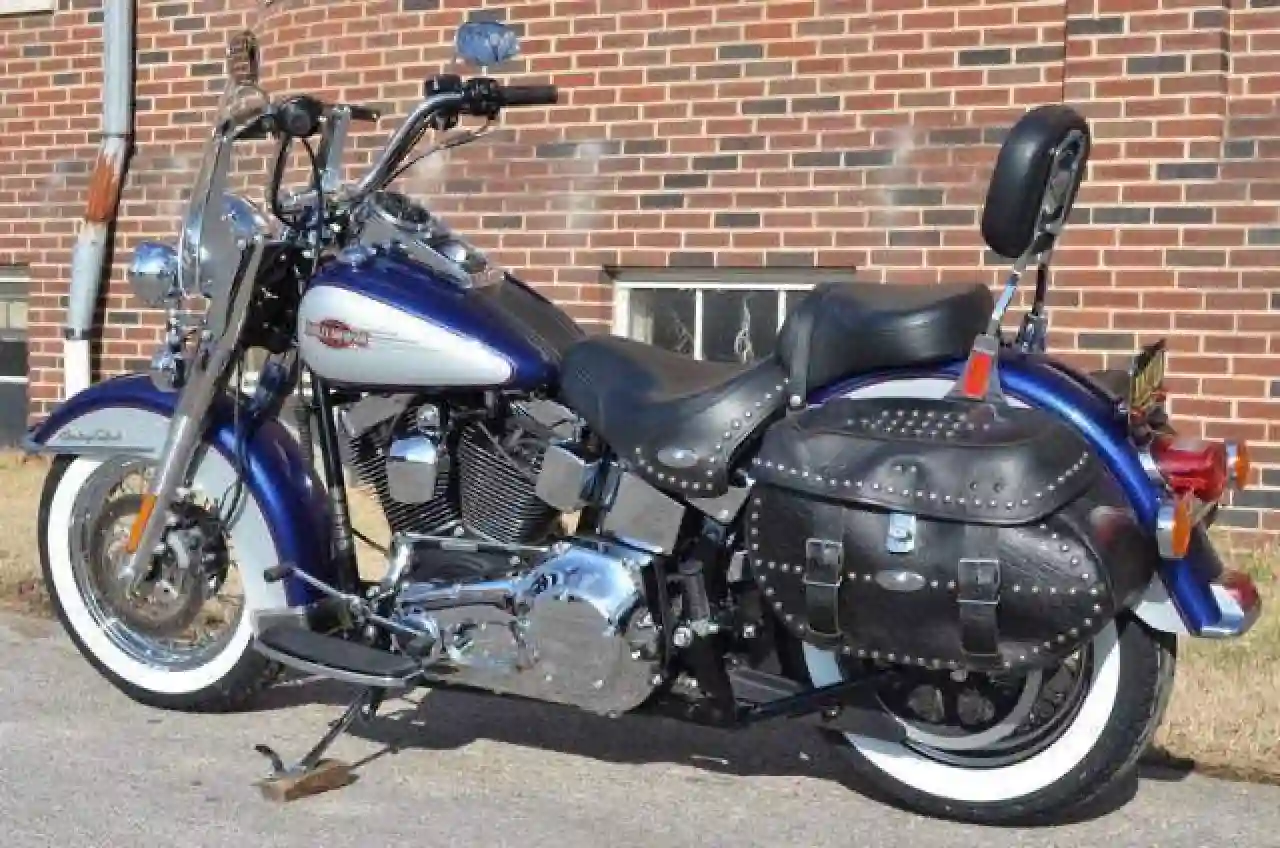 Harley Davidson FLSTCI Heritage Softail Classic 2006