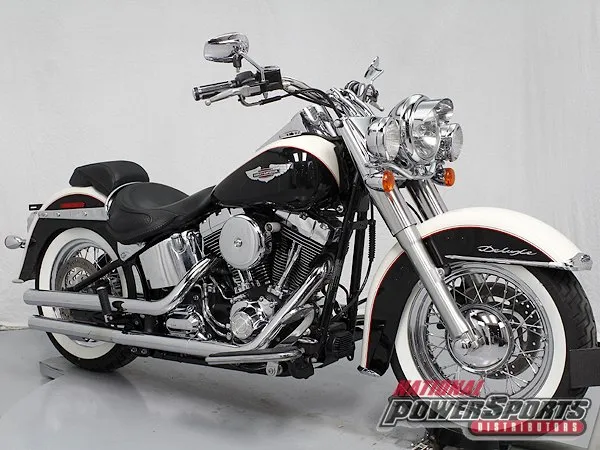 Harley Davidson FLSTN Softail Deluxe 2011