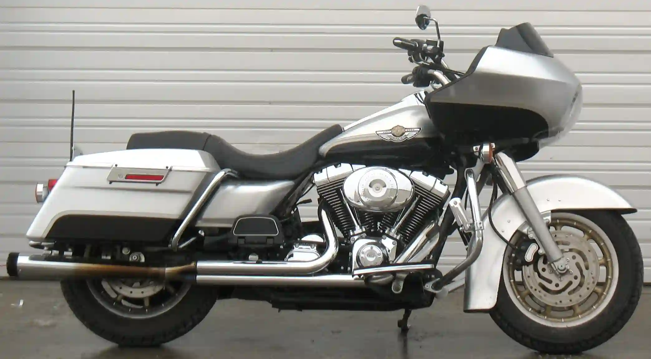 Harley Davidson FLTRI Road Glide 2003