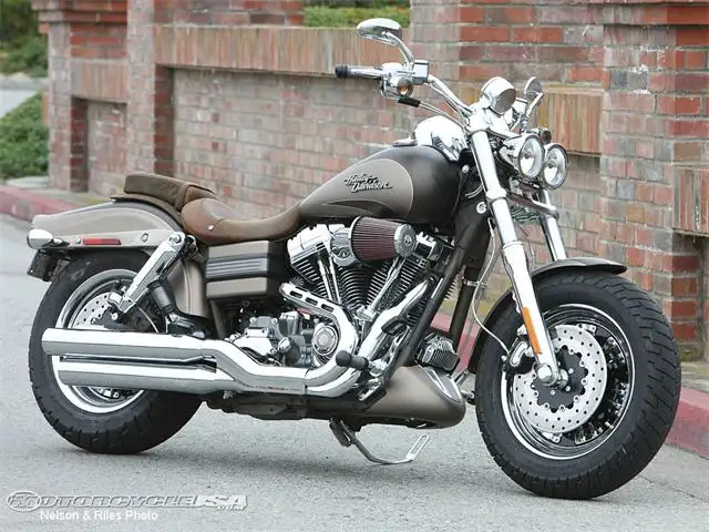 Harley Davidson FXDFSE2 CVO Fat Bob 2010
