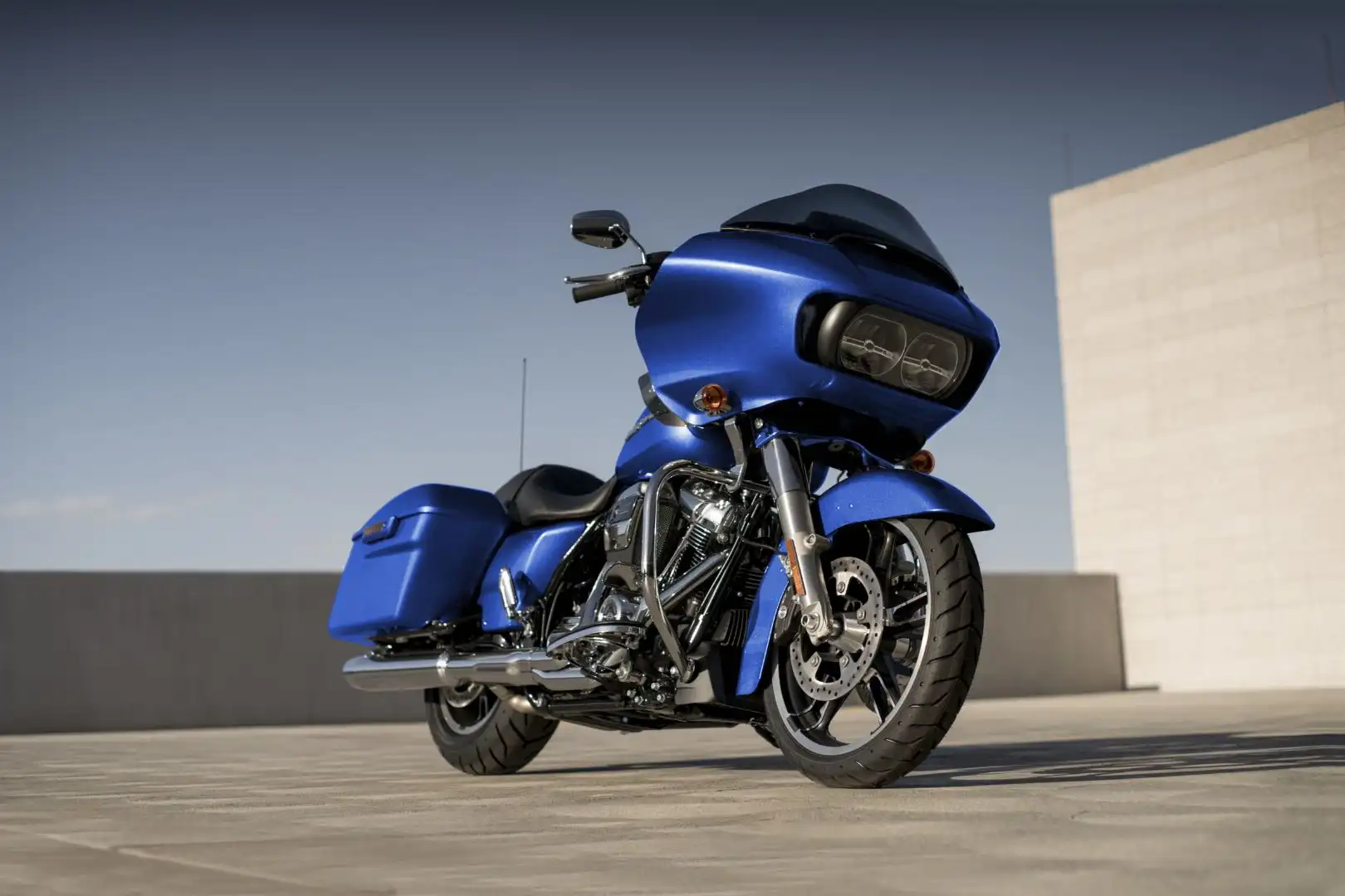 Home 1 Harley Davidson Road Glide 2017