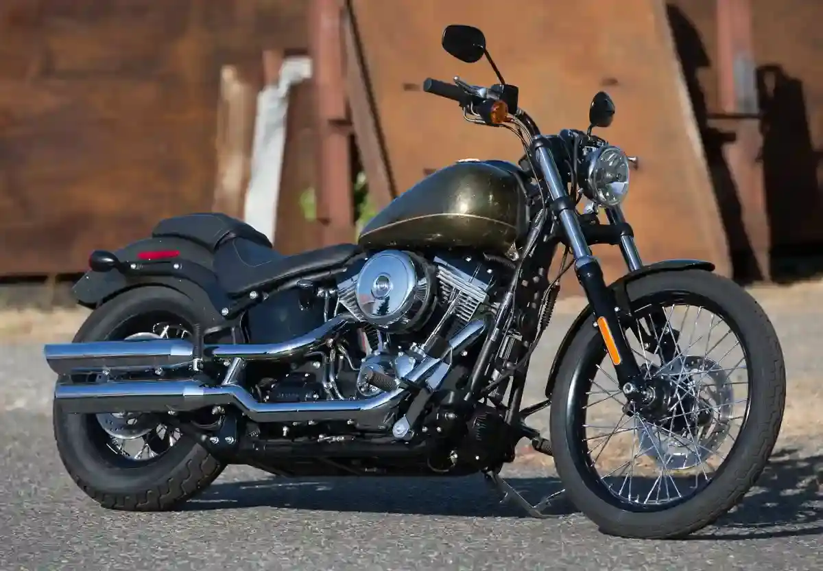 Harley Davidson Softail Blackline Dark Custom 2013