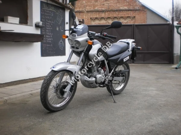 Hartford VR 125 H 2003