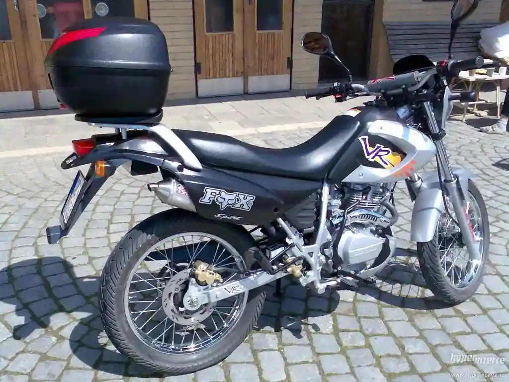 Hartford VR 125 Z 2003