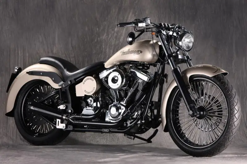 Headbanger Foxy Lady 2011