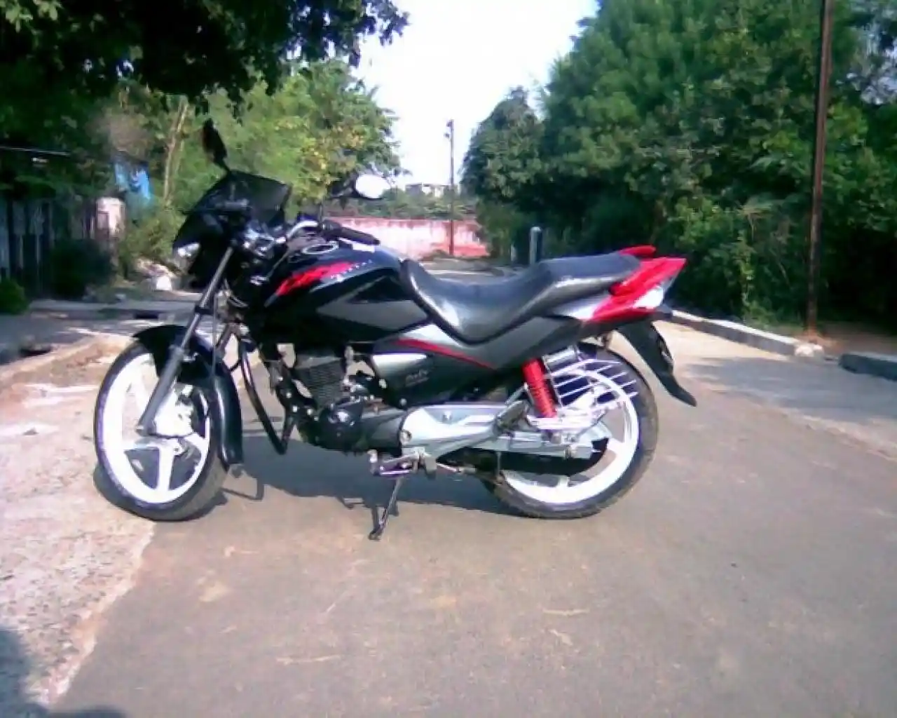 Hero Honda CBX X Treme 2009 1