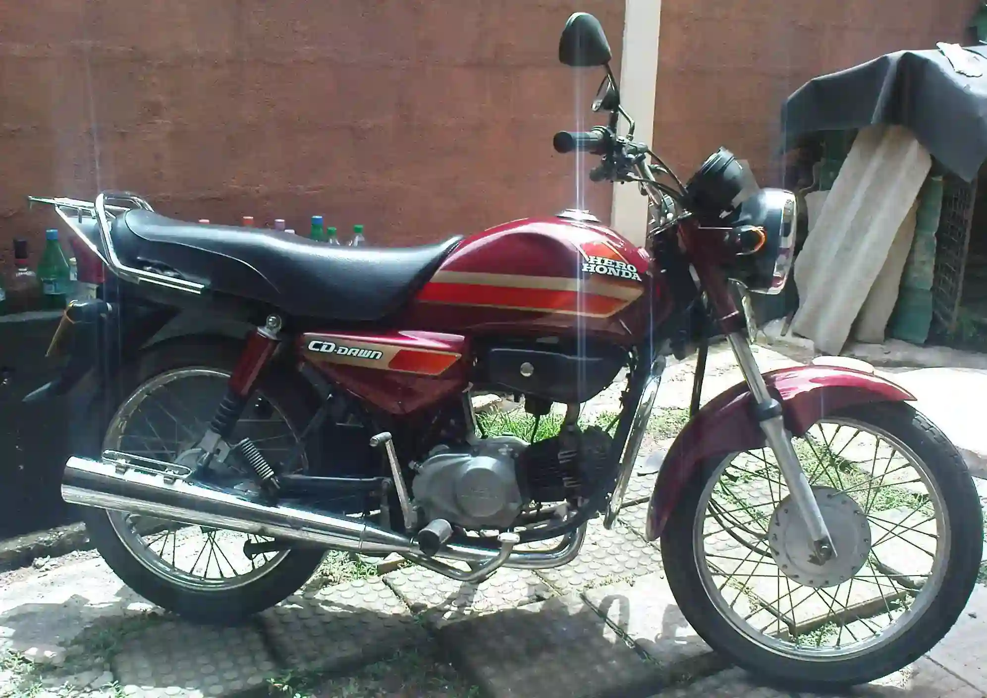 Hero Honda CD Dawn 100 2011
