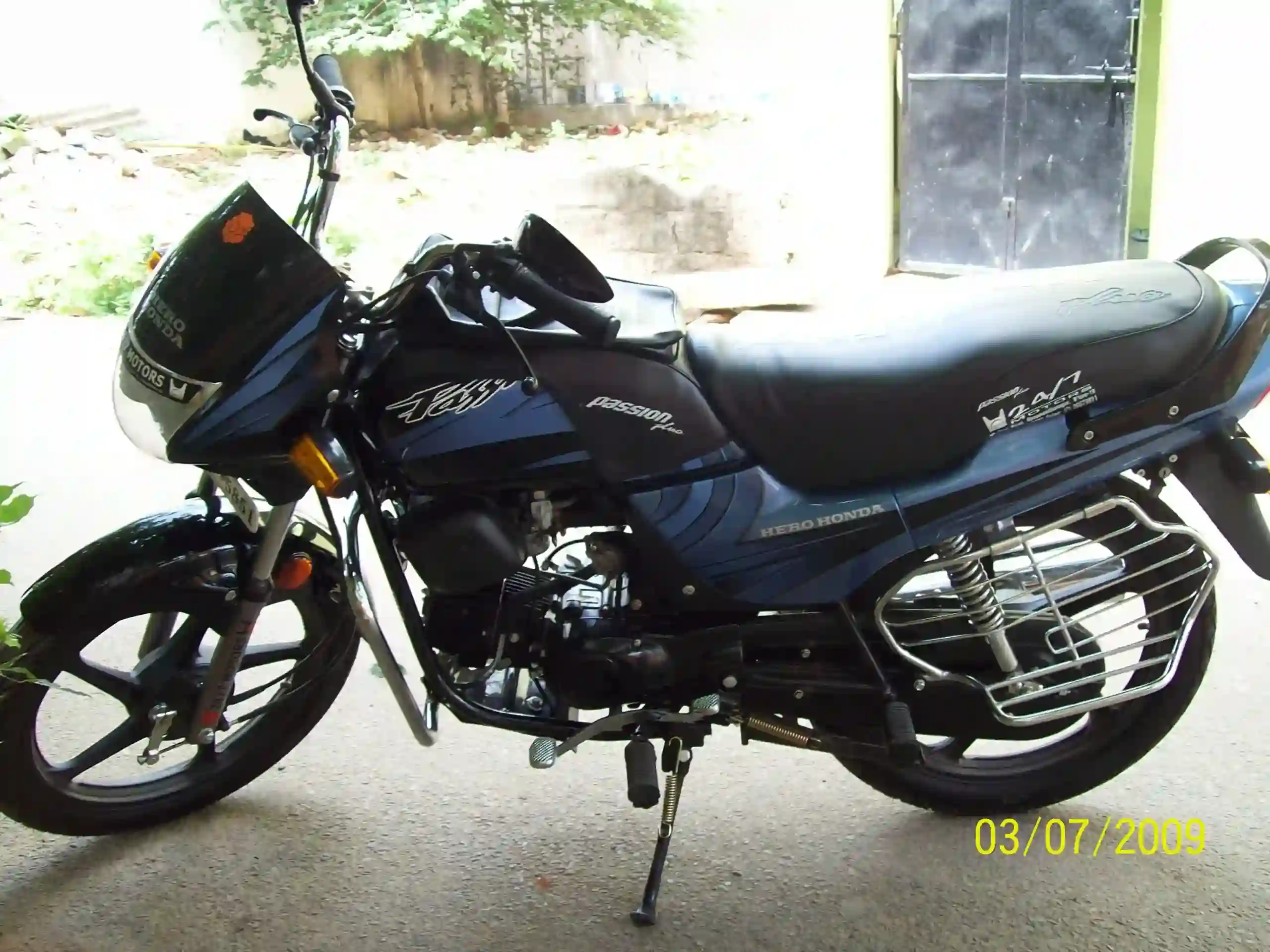 Hero Honda Passion Plus 2011