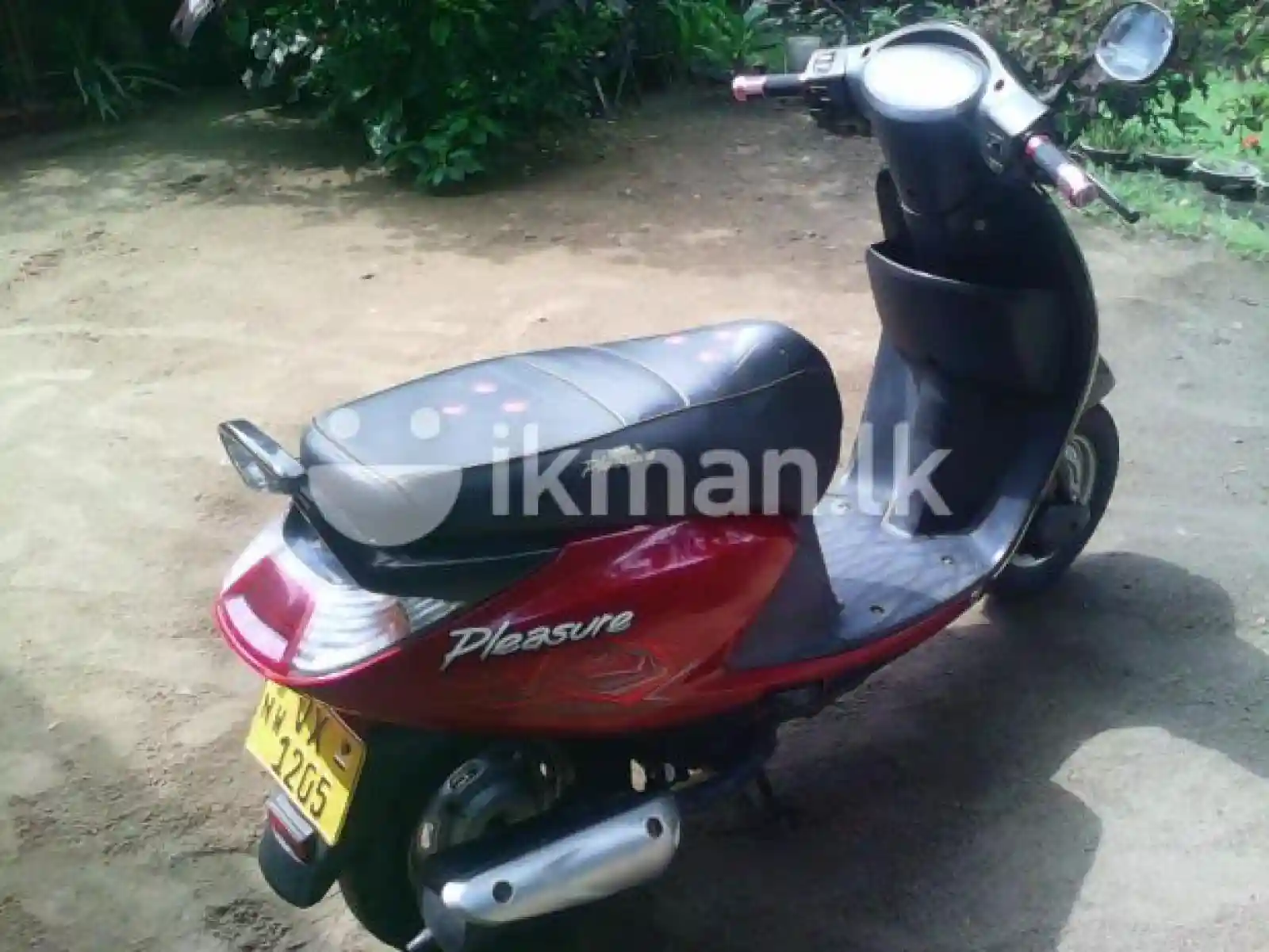 Hero Honda Pleasure 100 2010
