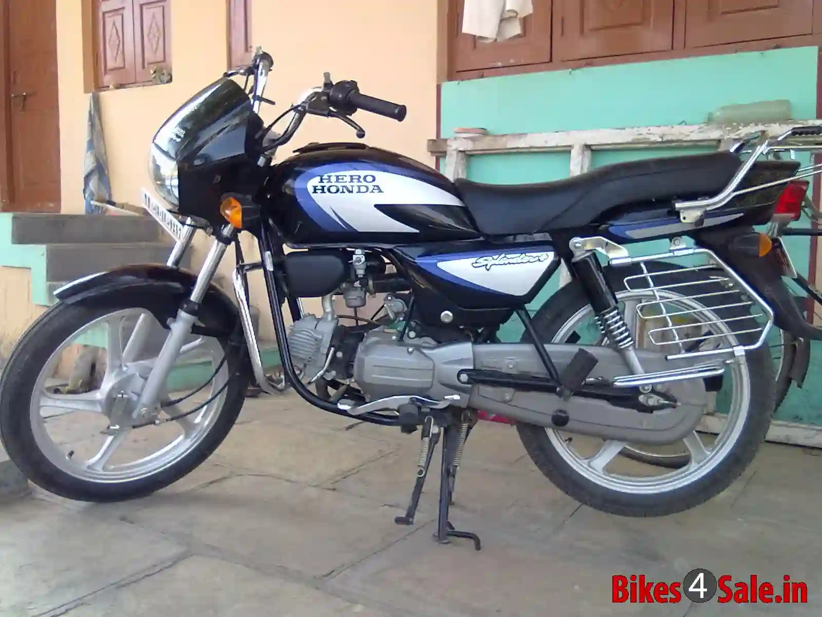 Hero Honda Splendor Plus 2011