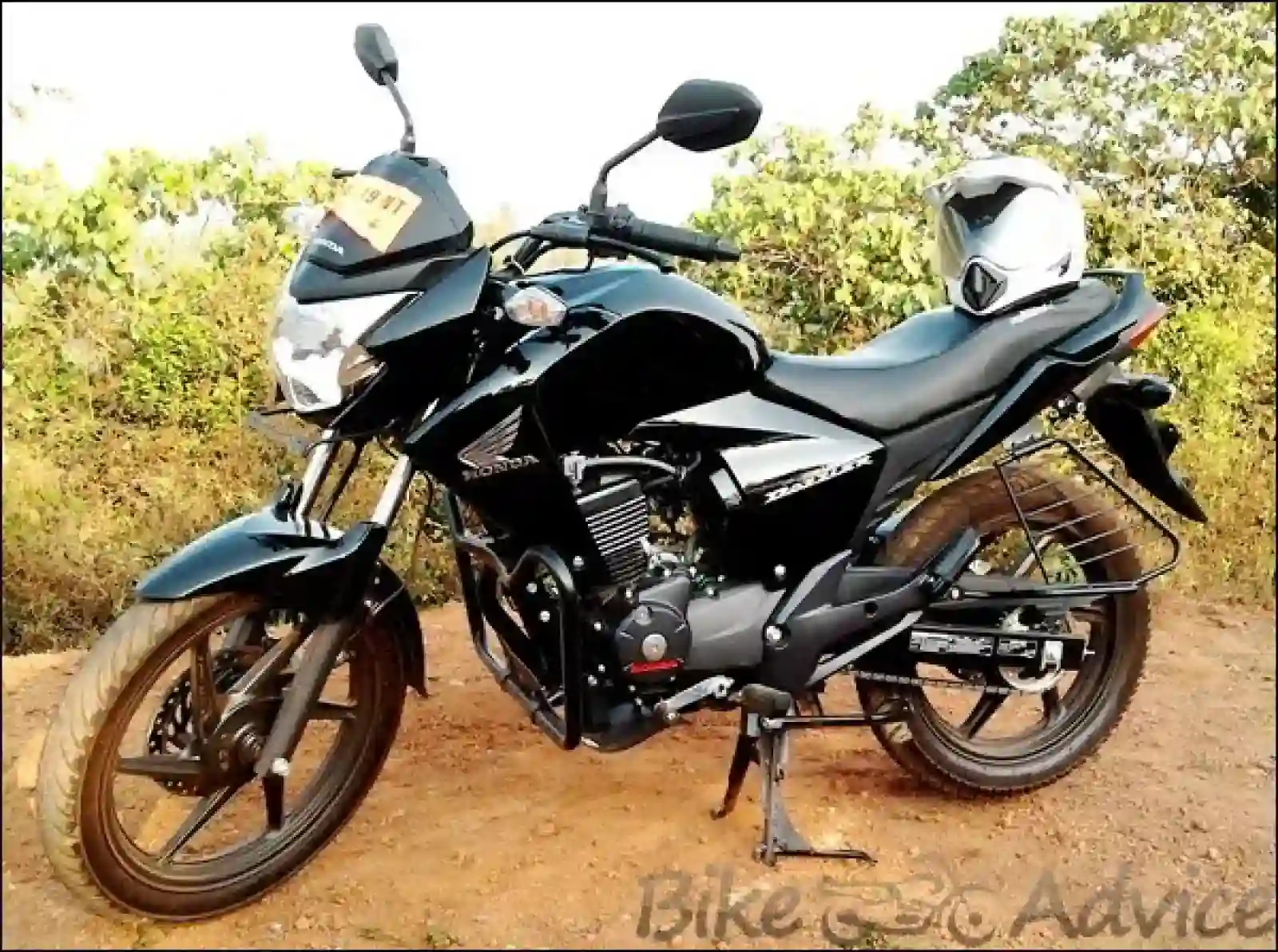 Honda CB Unicorn Dazzler 2011