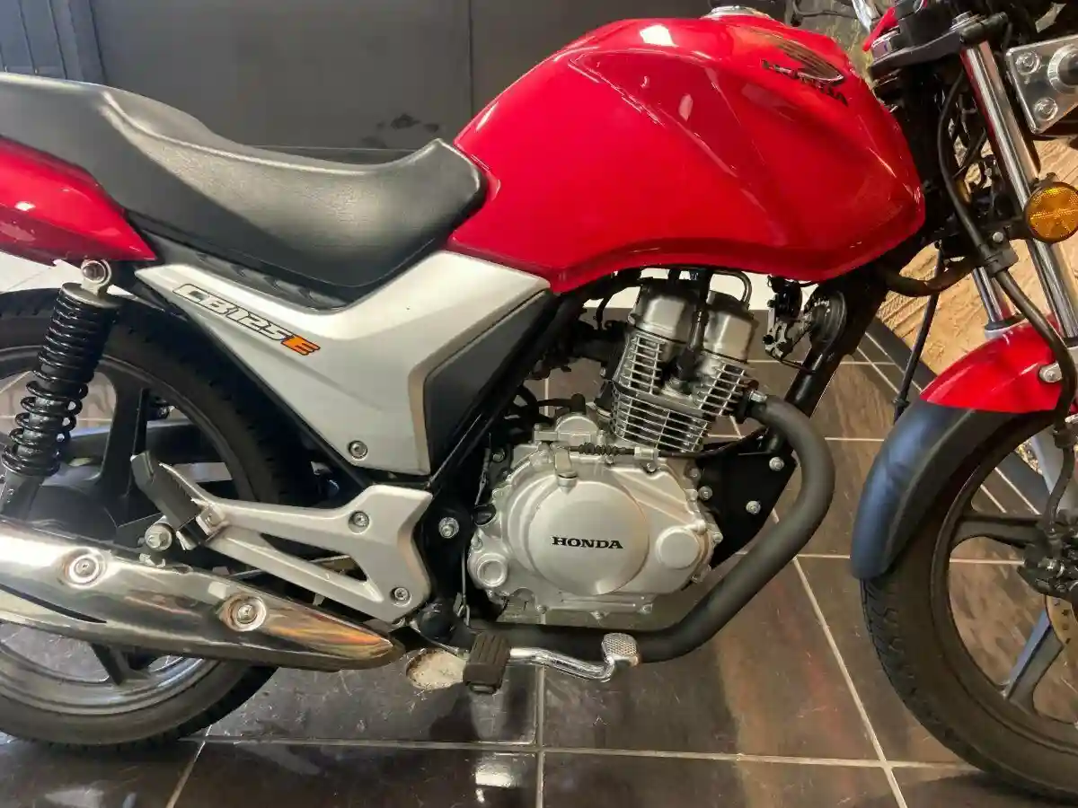 Honda CB125E 2014
