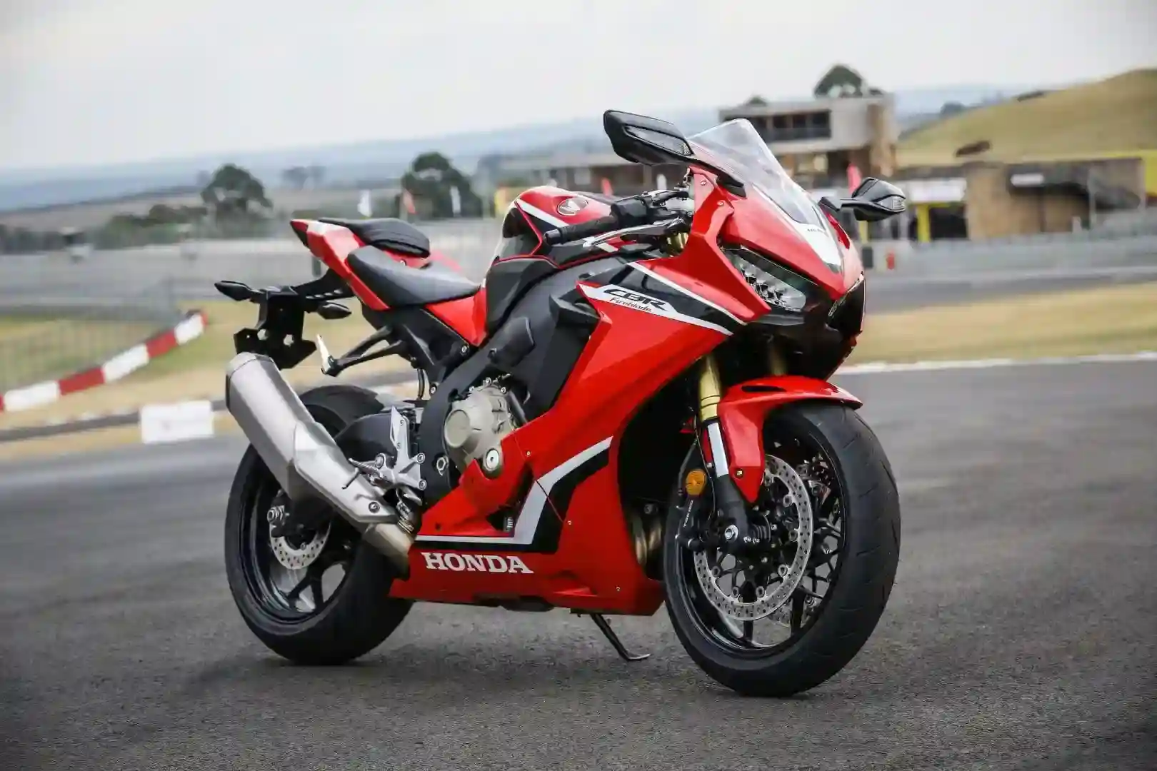 Honda CBR1000RR Fireblade 2018