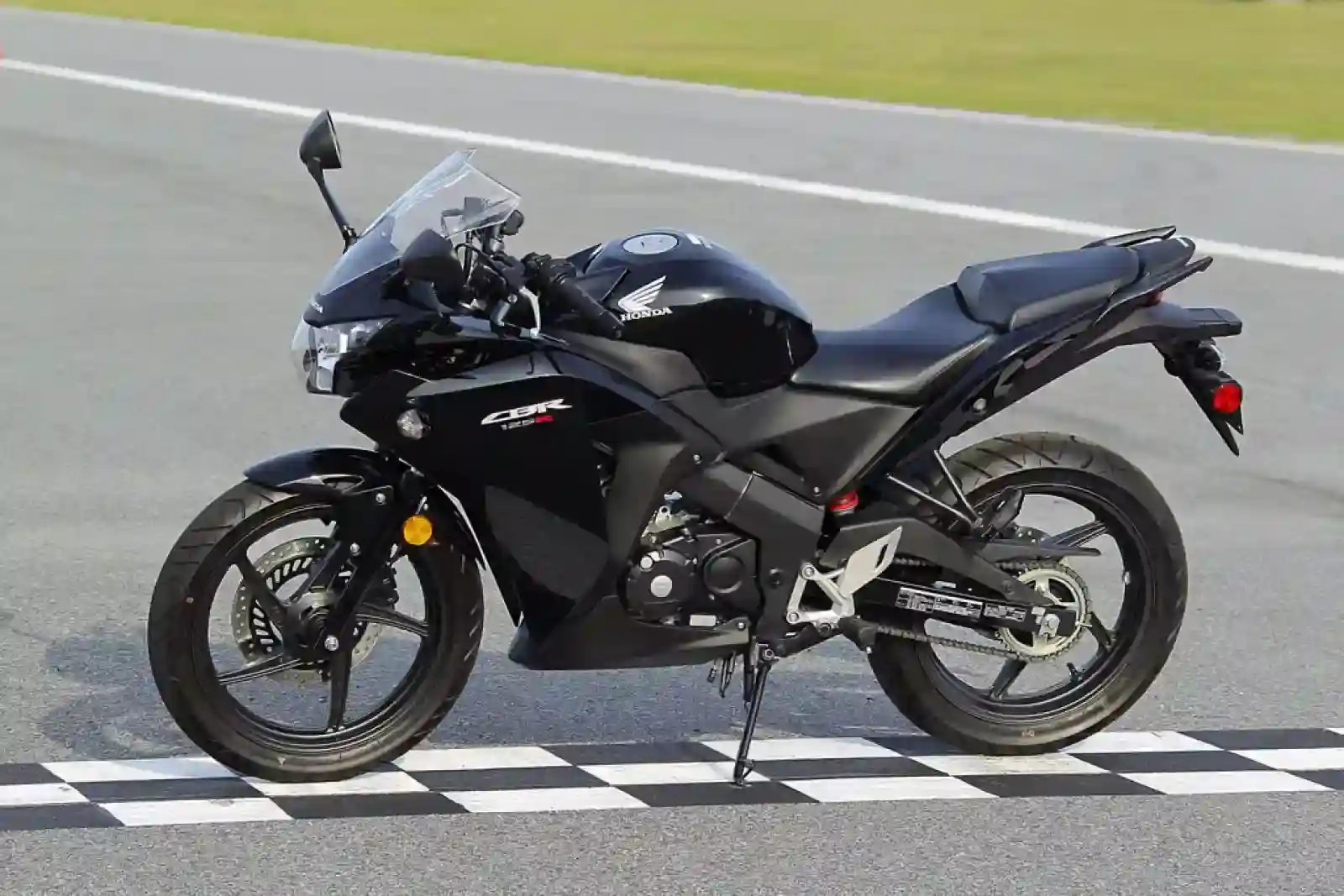 Honda CBR125R 2012
